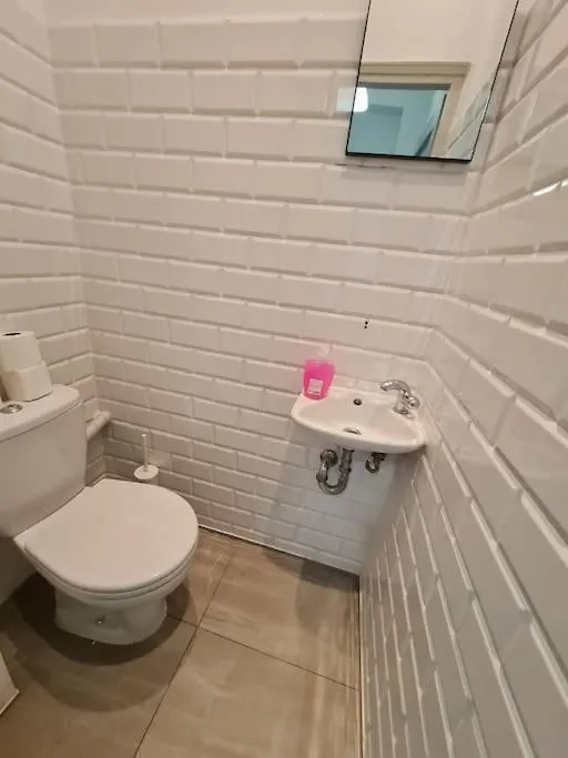 Apartment Fantastic - Kp67 Room B Warsaw Poland